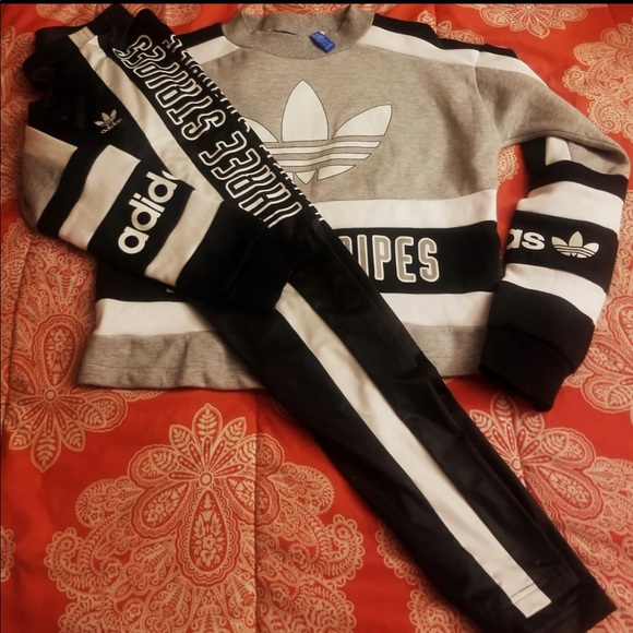 adidas leggings and sweatshirt